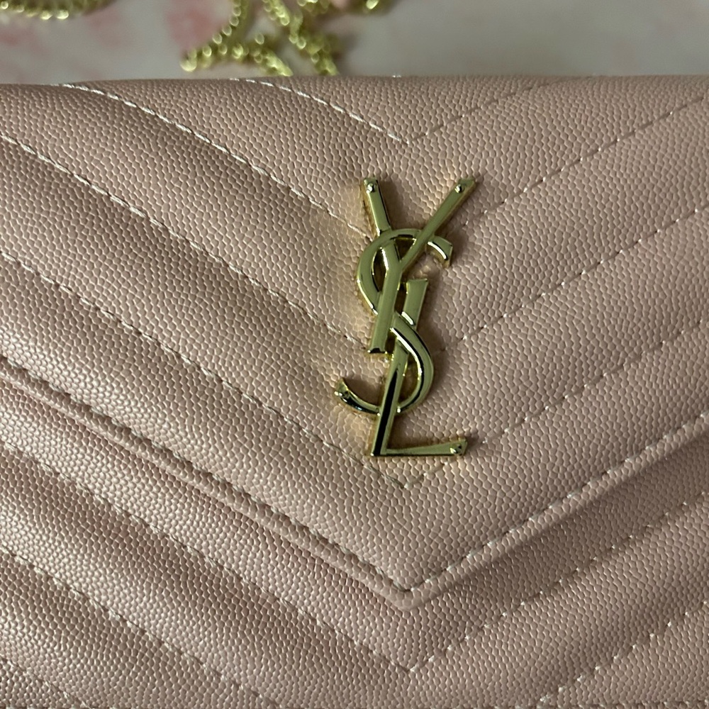 Yves Saint Laurent Blush Quilted Crossbody Bag YSL - Picture 4 of 7